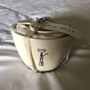 New Rae Dunn measuring cups